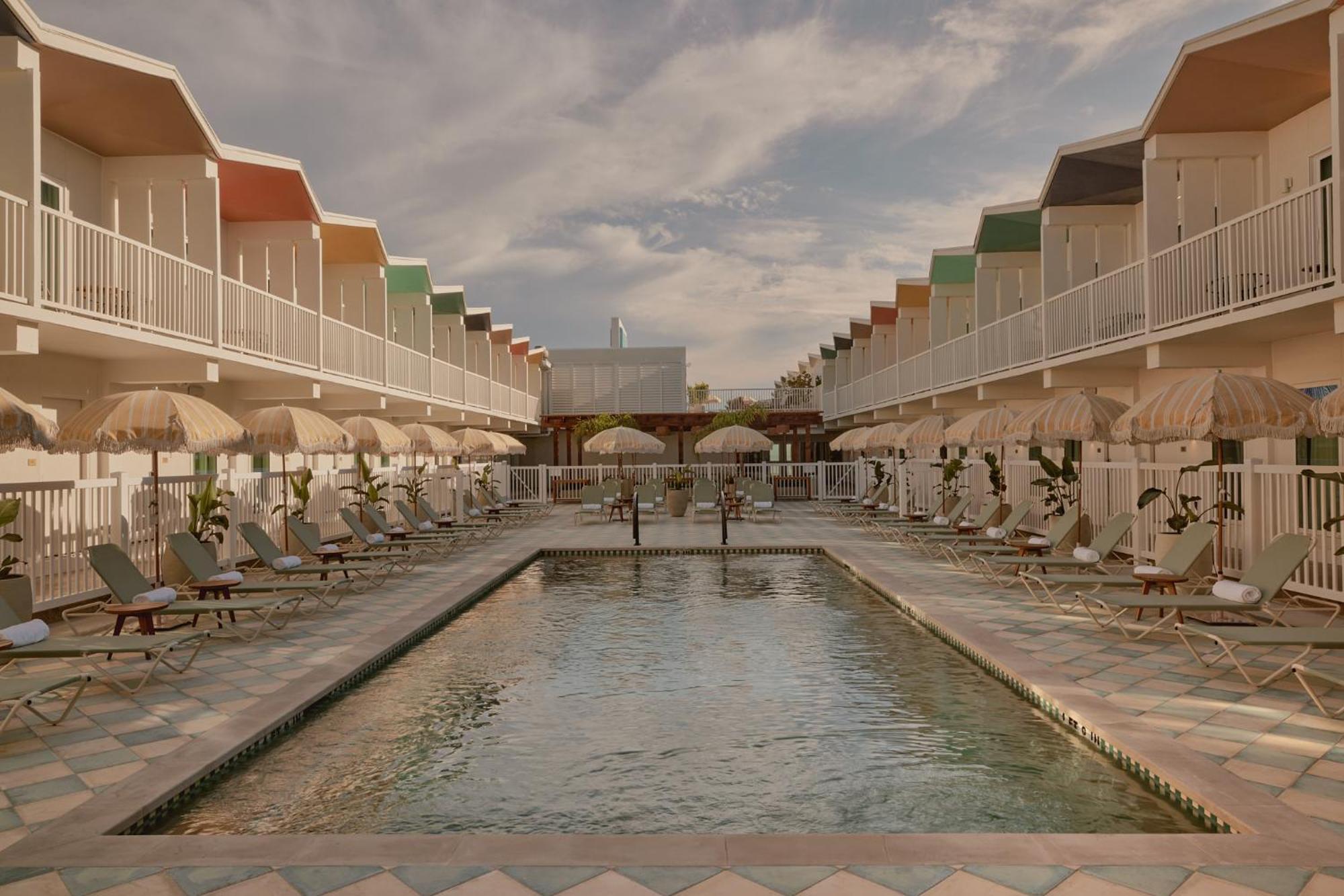 Hotel Lucine غالفيستون، تكساس المظهر الخارجي الصورة